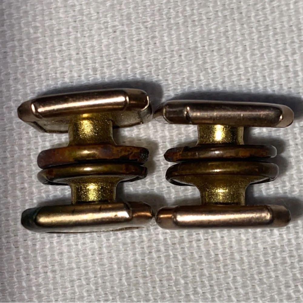 Antique Lion Brand‎ Brass Tone Snap Cufflinks